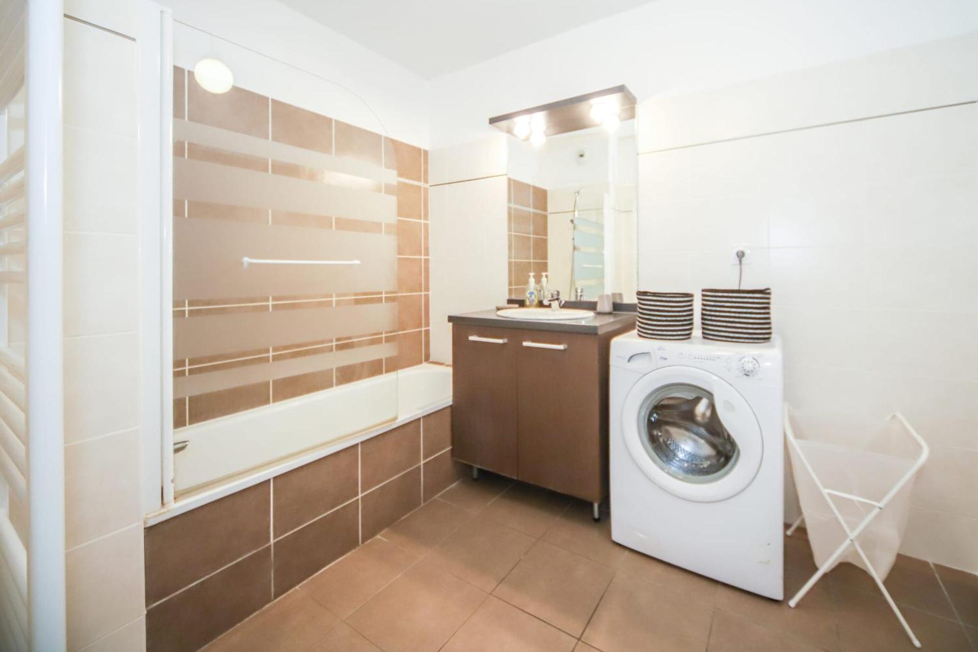 T2 Florescence Proche Montpellier Parking Castelnau-le-Lez Dış mekan fotoğraf