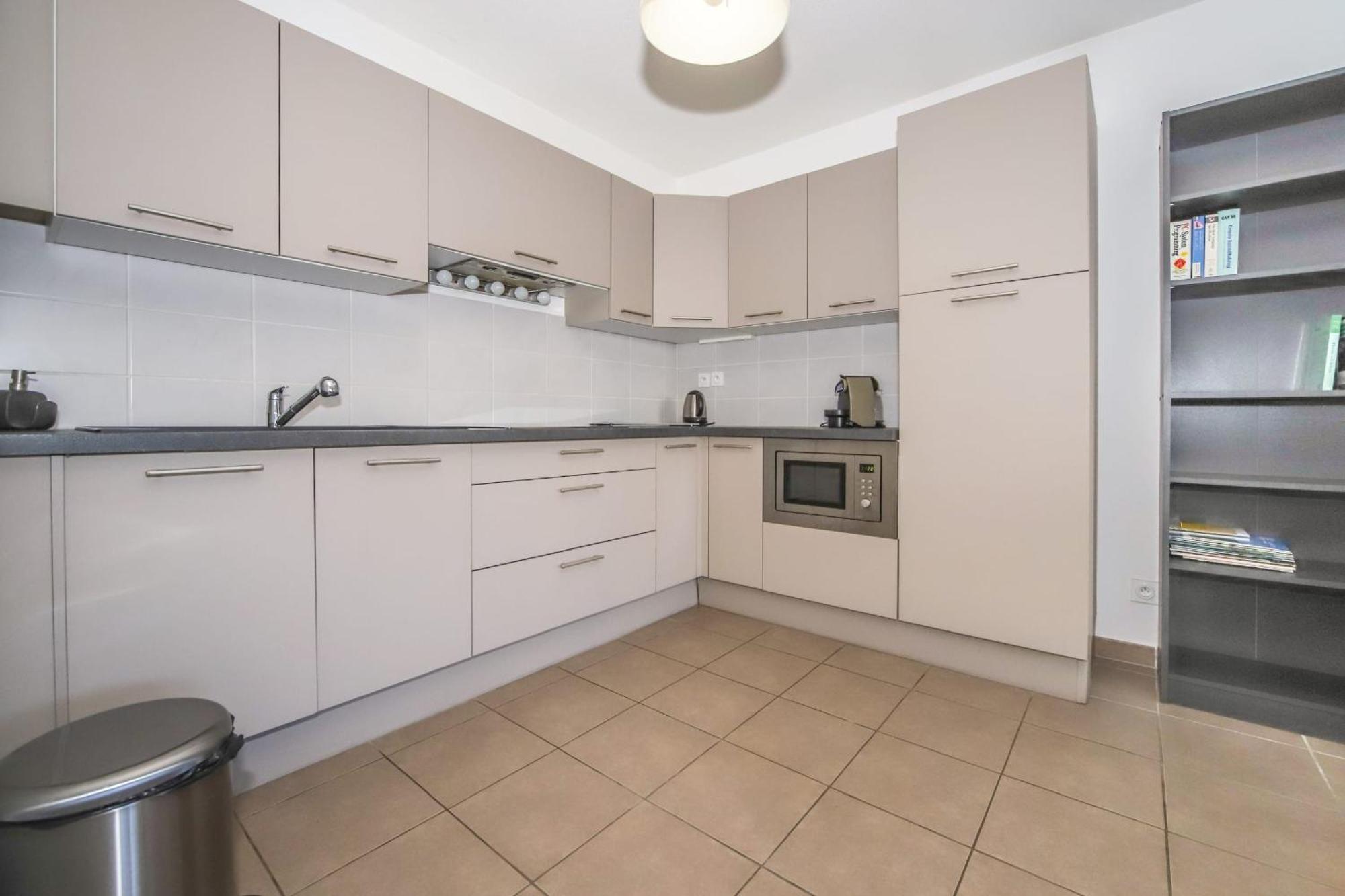 T2 Florescence Proche Montpellier Parking Castelnau-le-Lez Dış mekan fotoğraf